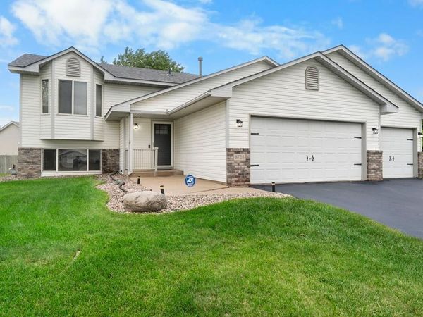 6724 92nd Court N, Brooklyn Park, MN 55445