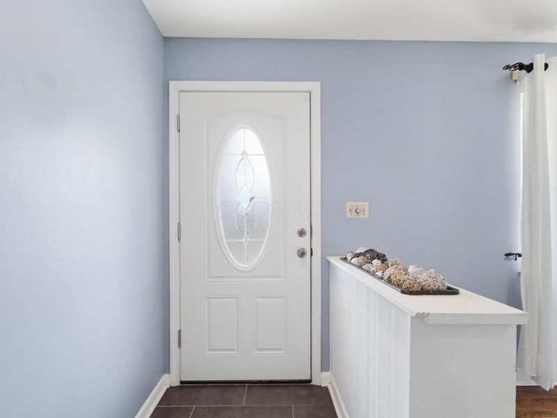 796 Drummond Court, Columbus, OH 43214 Photo 8