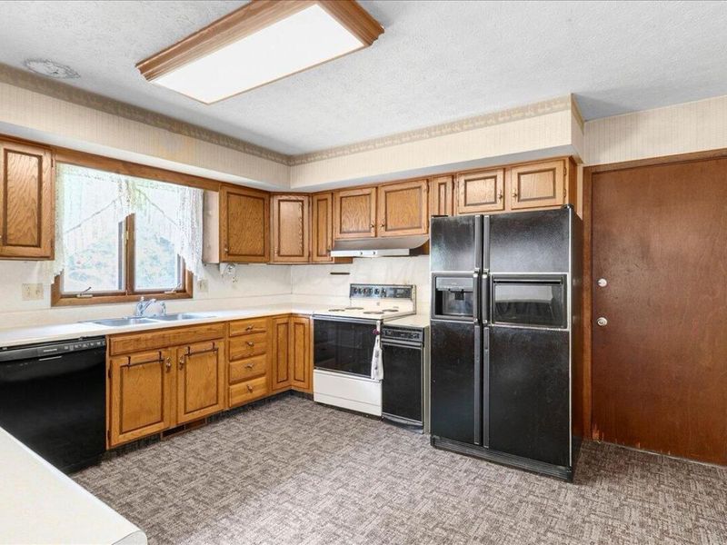 900 Forest Hill Drive, Marion, OH 43302 Photo 14