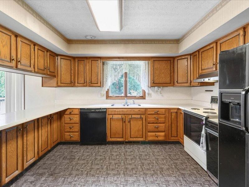 900 Forest Hill Drive, Marion, OH 43302 Photo 15