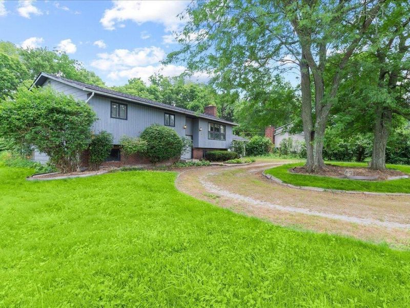 900 Forest Hill Drive, Marion, OH 43302 Photo 3