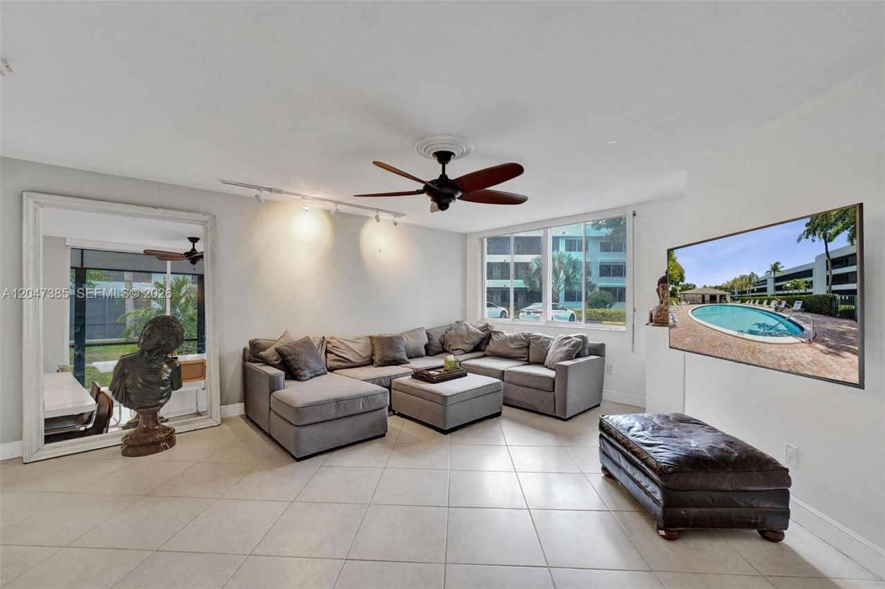 1430 Sheridan St , Unit 1G, Hollywood, FL 33020 Photo