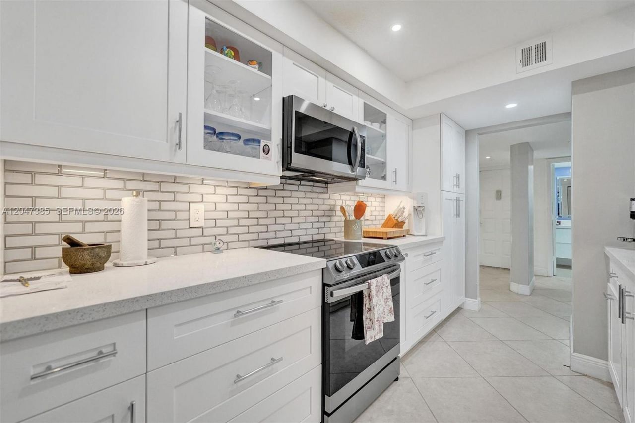 1430 Sheridan St , Unit 1G, Hollywood, FL 33020 Photo