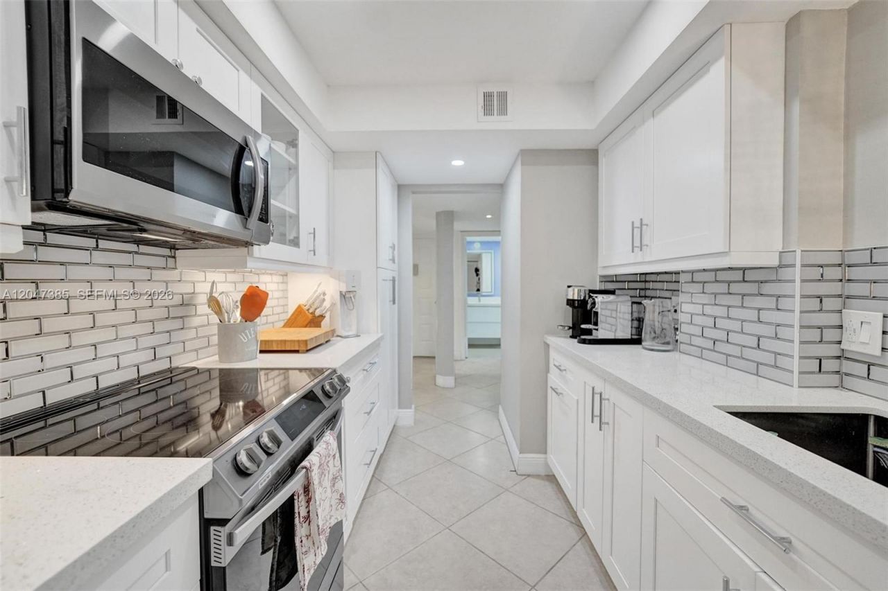 1430 Sheridan St , Unit 1G, Hollywood, FL 33020 Photo