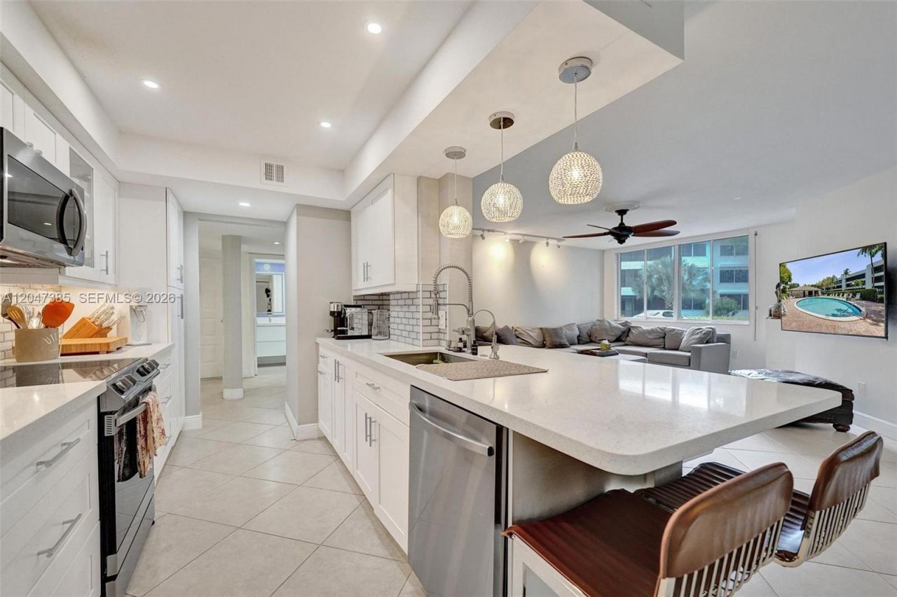 1430 Sheridan St , Unit 1G, Hollywood, FL 33020 Photo