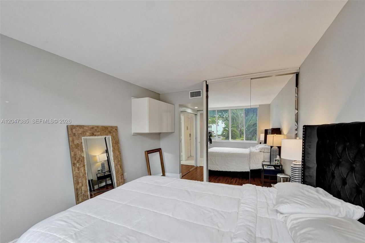 1430 Sheridan St , Unit 1G, Hollywood, FL 33020 Photo