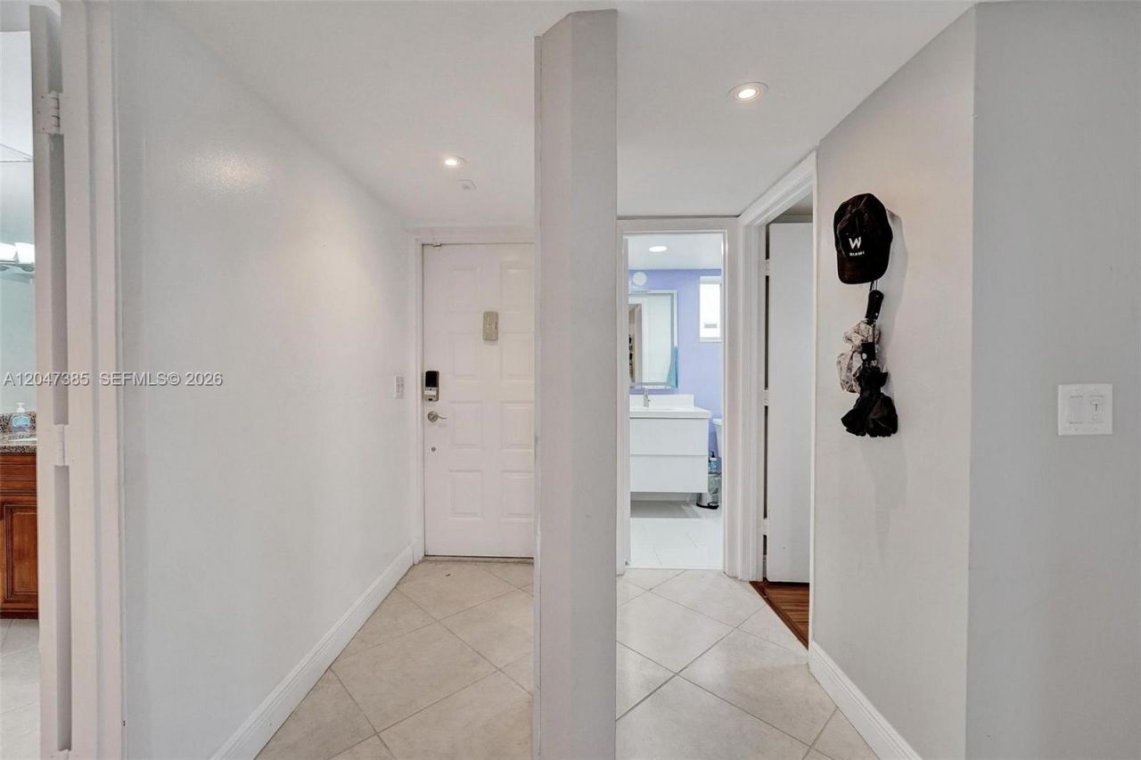 1430 Sheridan St , Unit 1G, Hollywood, FL 33020 Photo