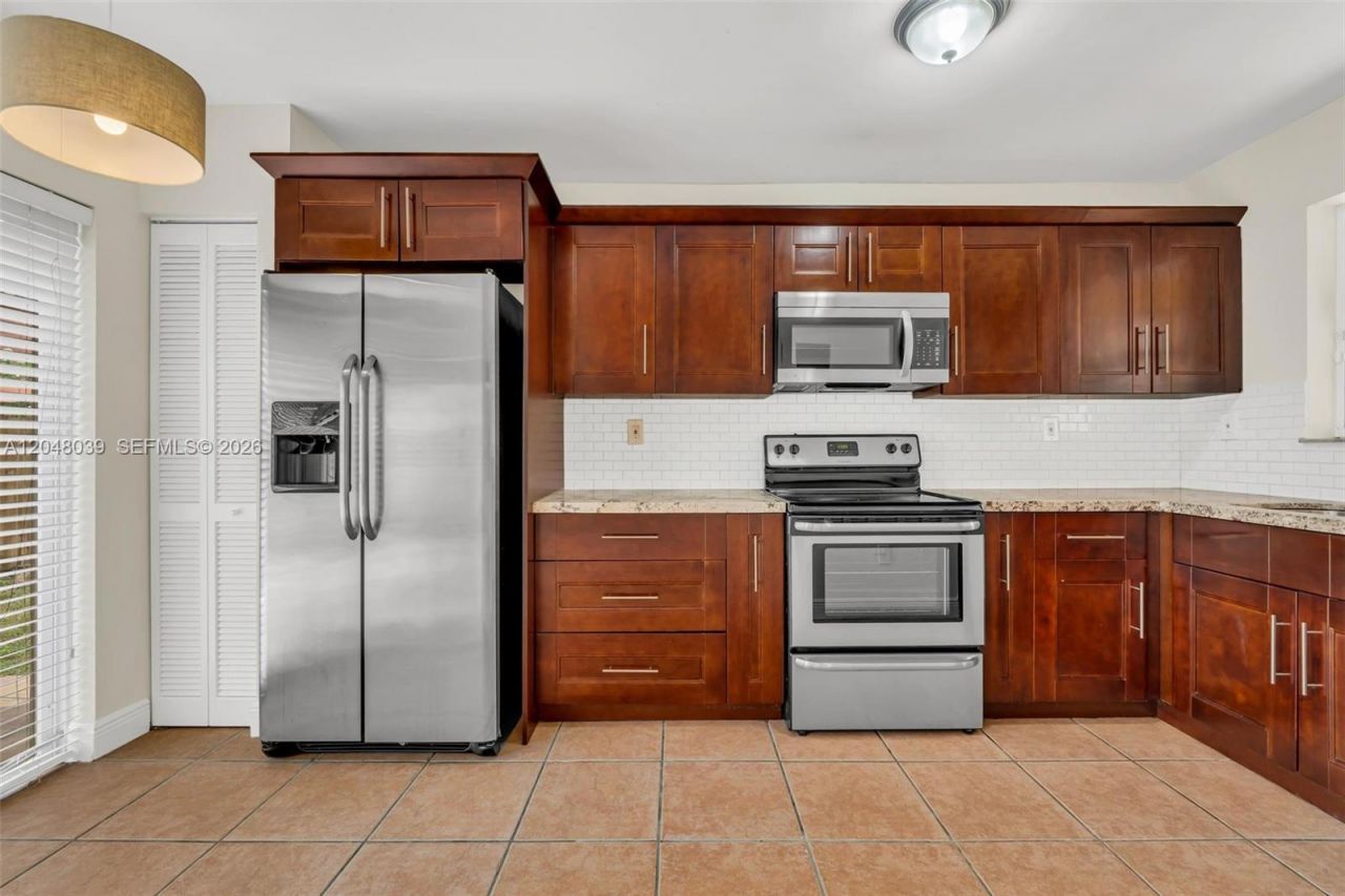 4916 SW 154th Ave , Miami, FL 33185 Photo