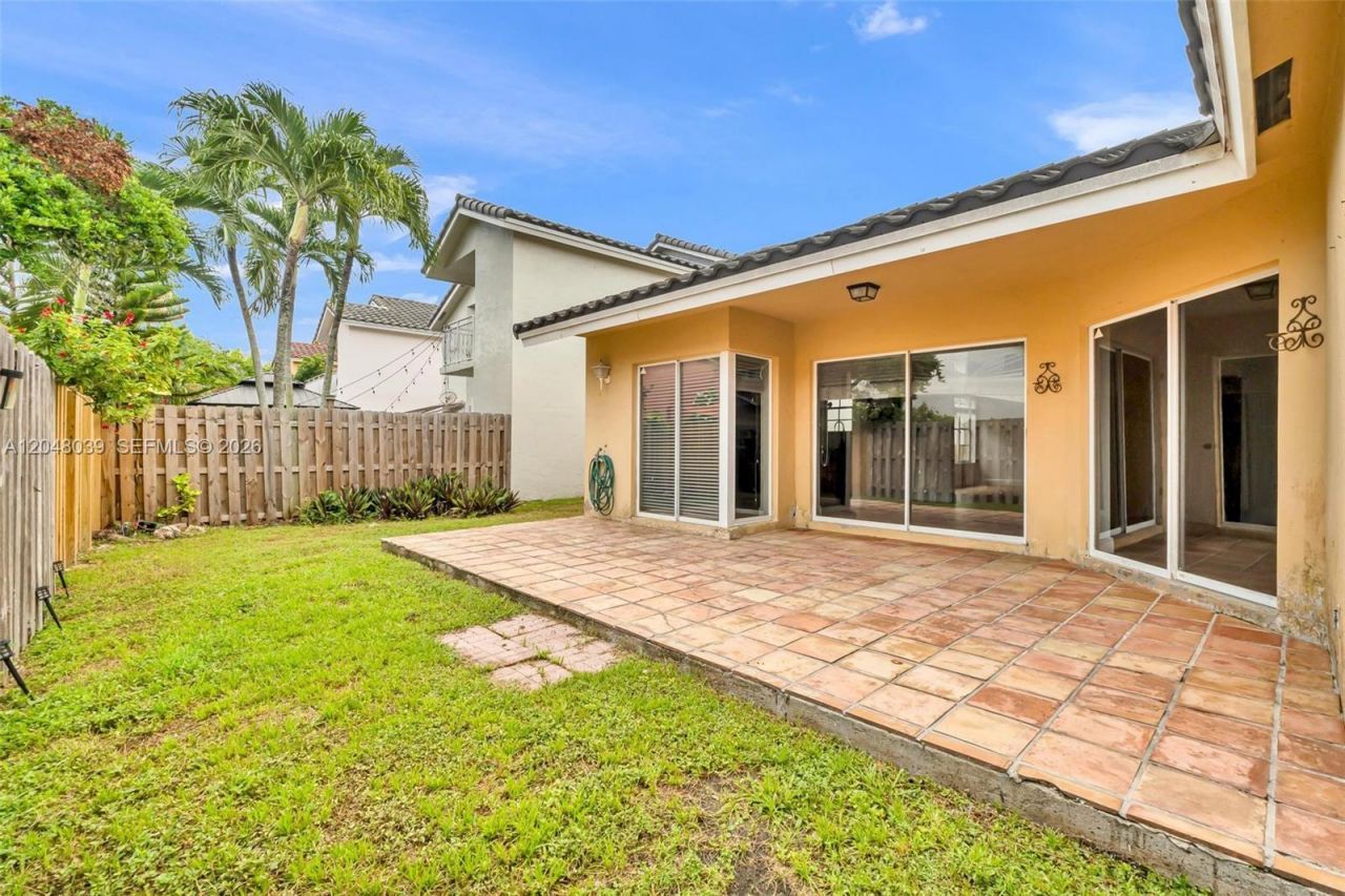 4916 SW 154th Ave , Miami, FL 33185 Photo