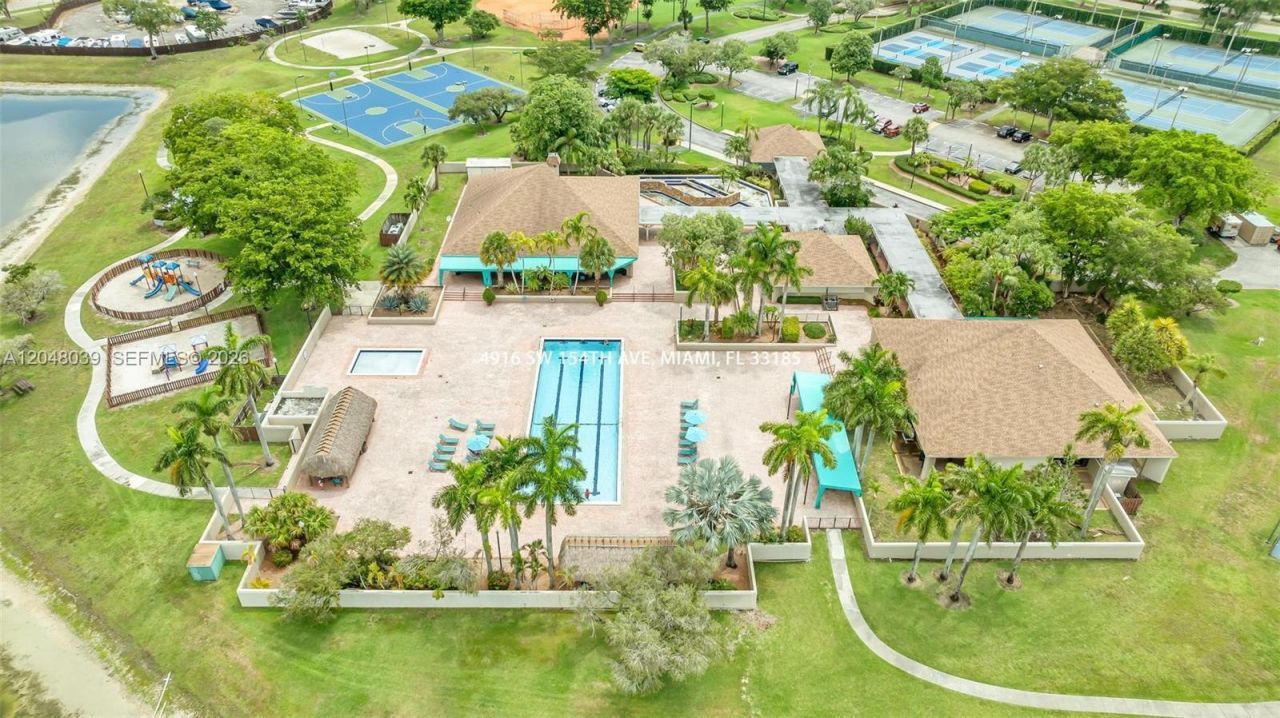 4916 SW 154th Ave , Miami, FL 33185 Photo