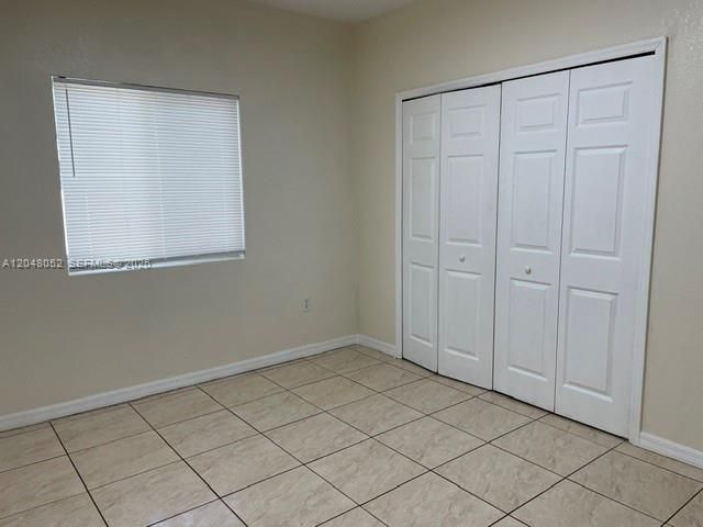 1240 NW 102nd St , Unit 1240, Miami, FL 33147 Photo
