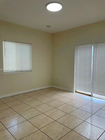 1240 NW 102nd St , Unit 1240, Miami, FL 33147 Photo