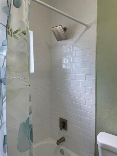1240 NW 102nd St , Unit 1240, Miami, FL 33147 Photo