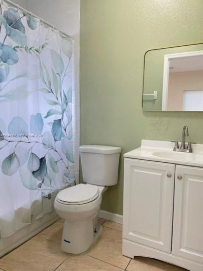 1240 NW 102nd St , Unit 1240, Miami, FL 33147 Photo
