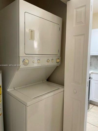 1240 NW 102nd St , Unit 1240, Miami, FL 33147 Photo