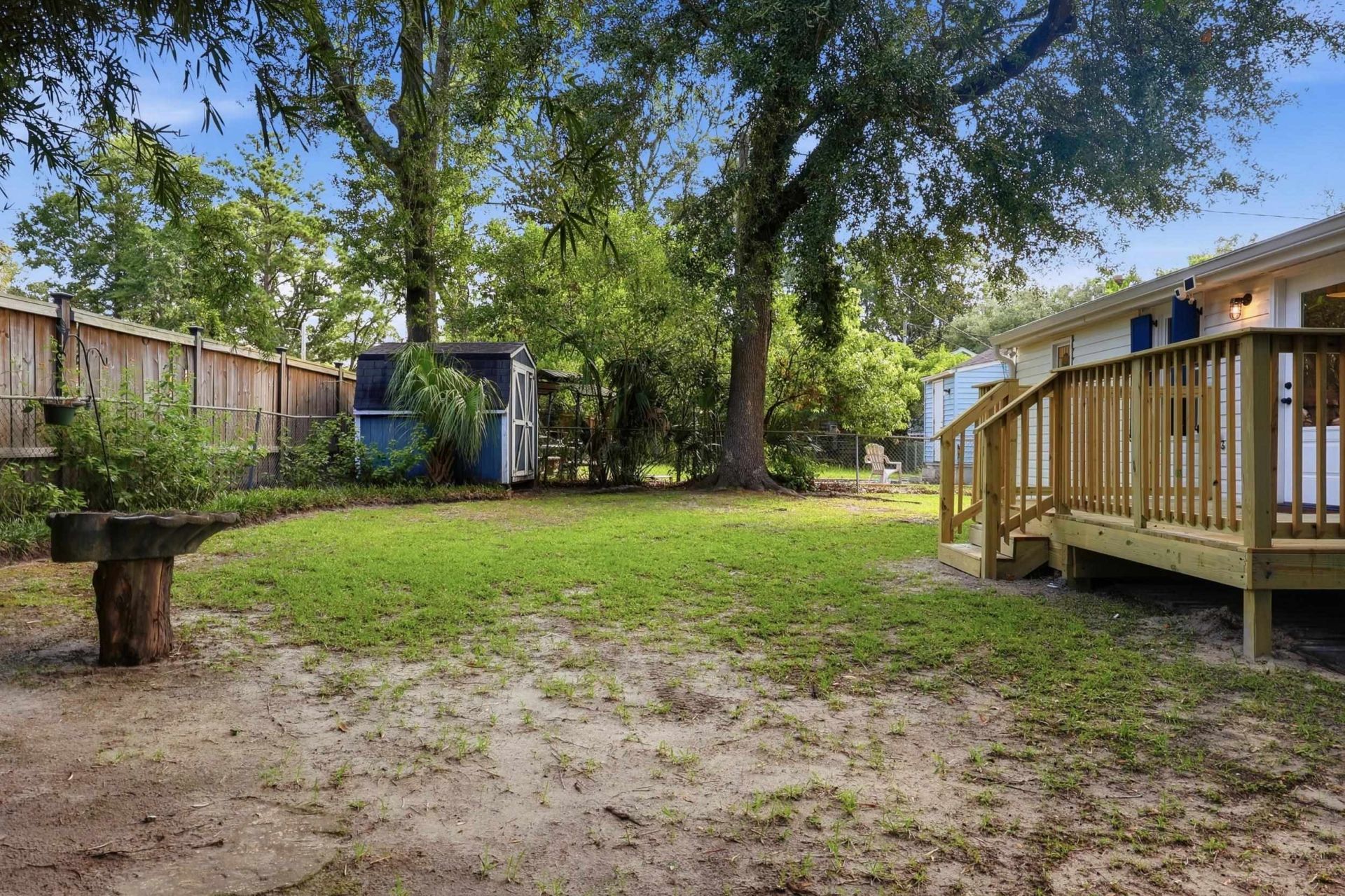 101 Howard St. Photo 28