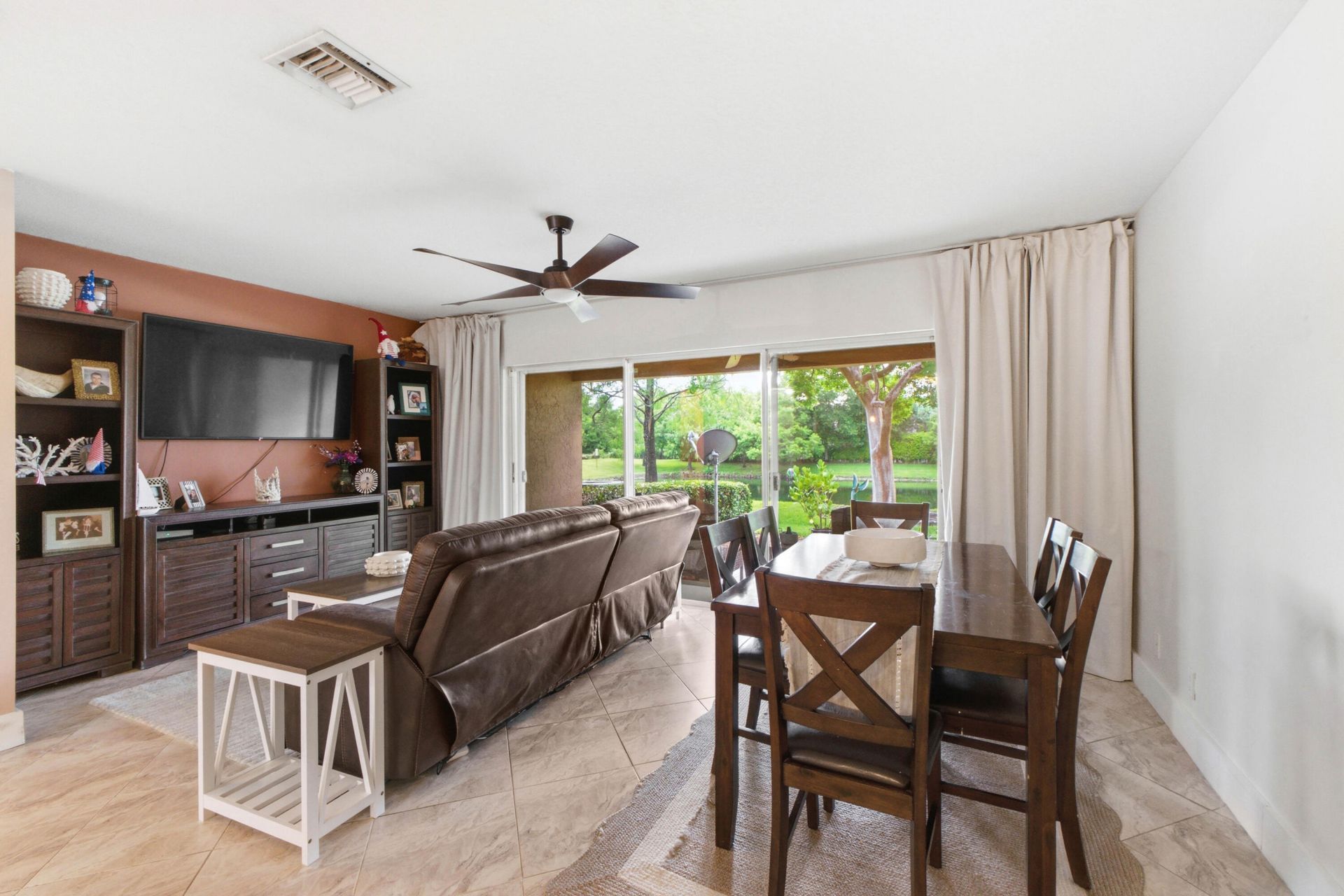 10158 Royal Palm Boulevard, Unit 505-5, Coral Springs, FL 33065 Photo