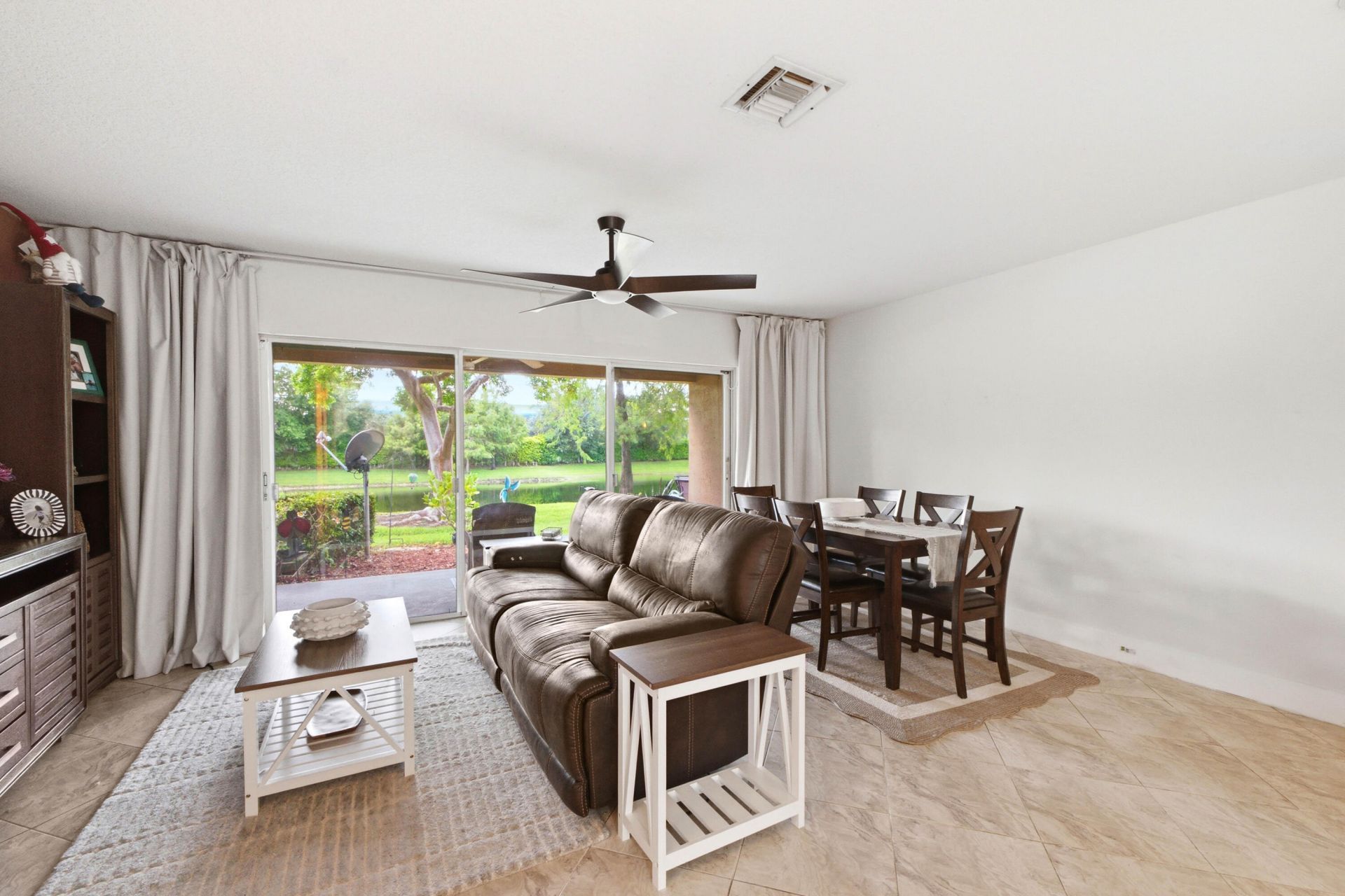 10158 Royal Palm Boulevard, Unit 505-5, Coral Springs, FL 33065 Photo