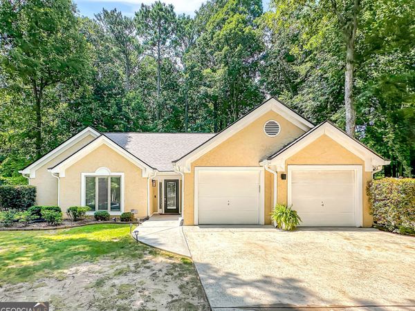 244 Claridge Curve, Peachtree City, GA 30269