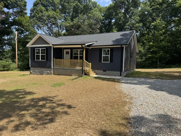 1047 Oak Grove Rd , Dickson, TN 37055