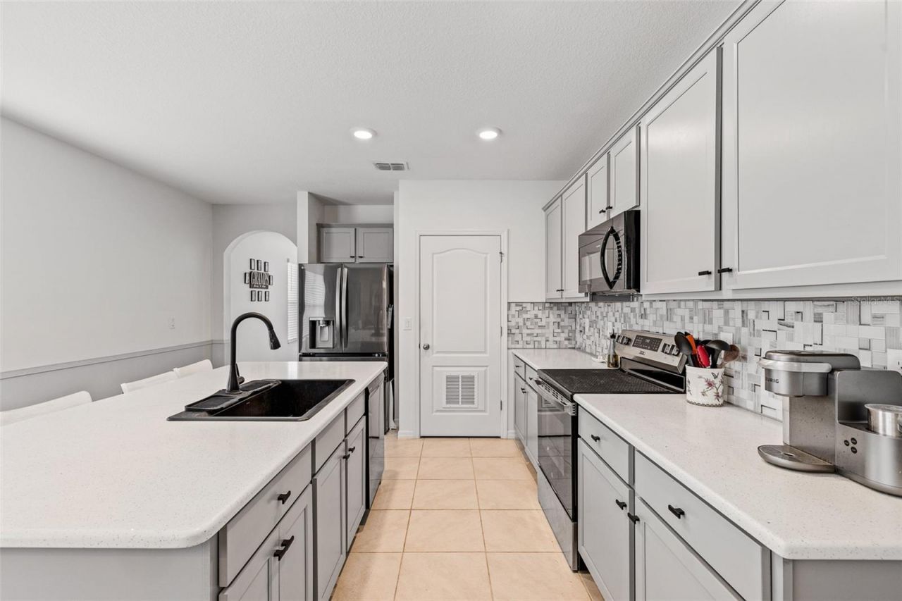 548 Armoyan Way , New Smyrna Beach, FL 32168 Photo