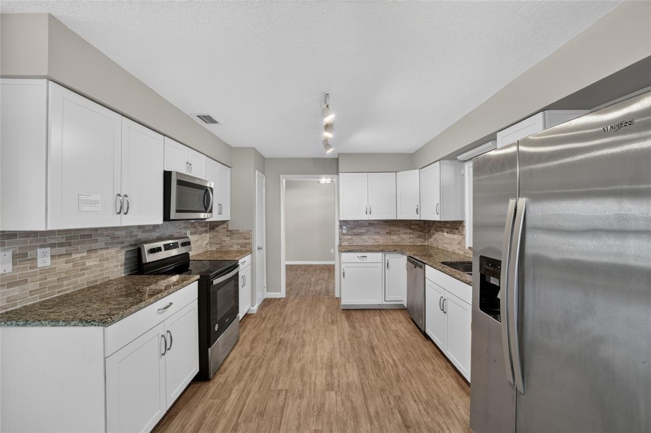 2421 NE 57th Place , Ocala, FL 34479 Photo