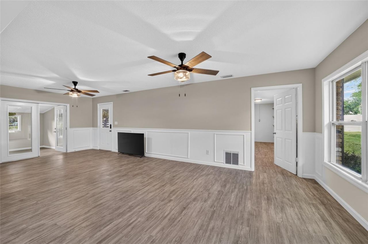 2421 NE 57th Place , Ocala, FL 34479 Photo