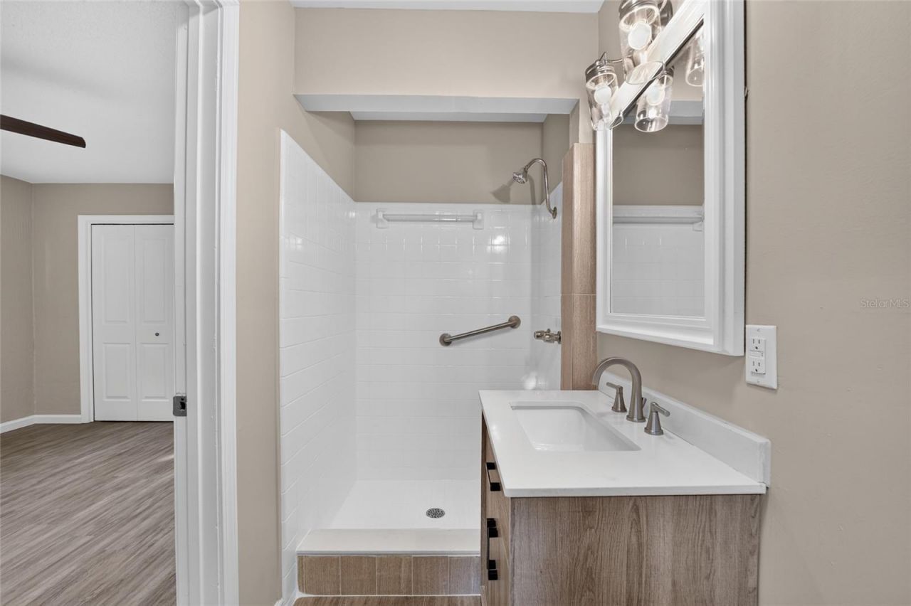 2421 NE 57th Place , Ocala, FL 34479 Photo