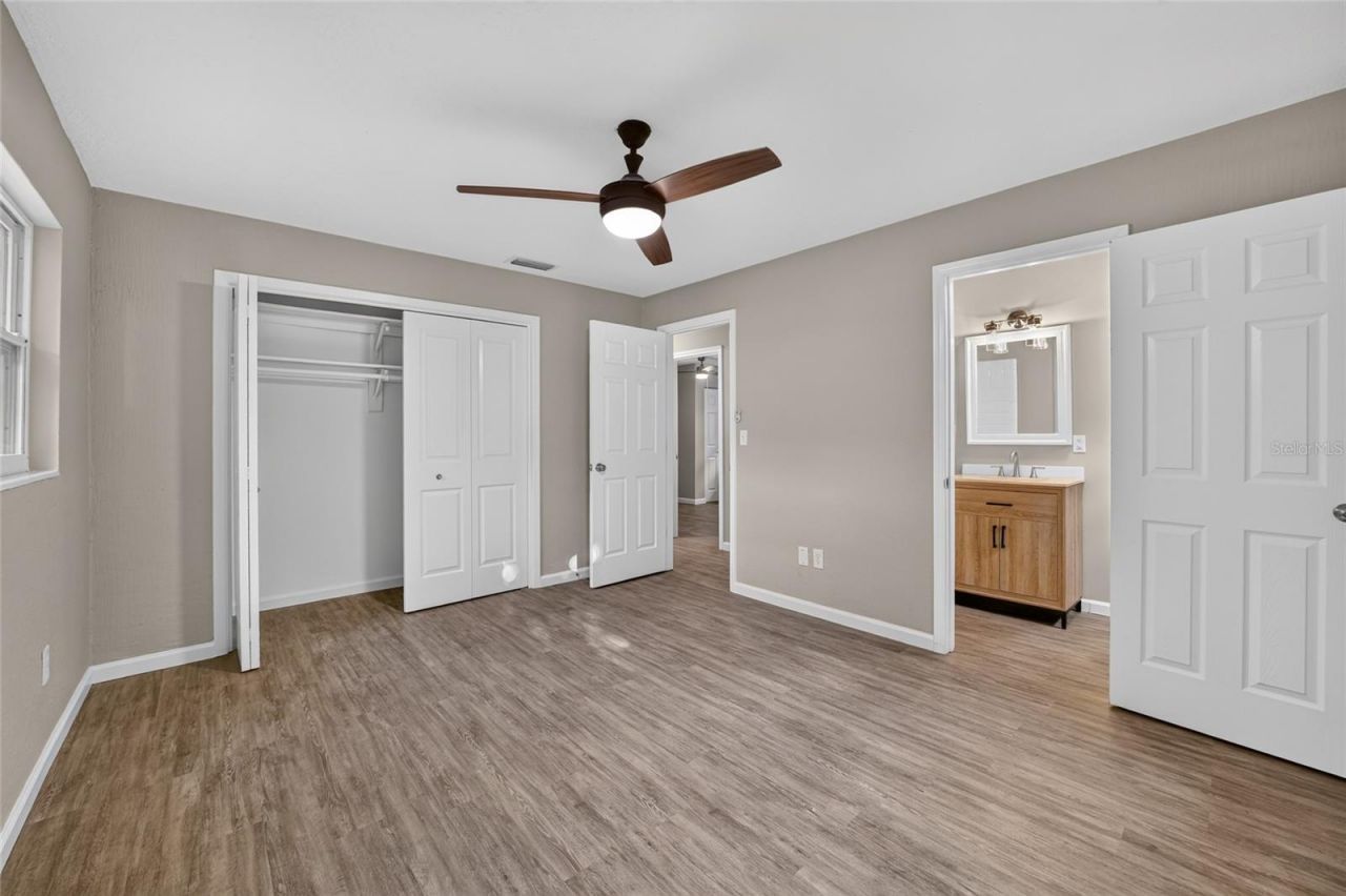 2421 NE 57th Place , Ocala, FL 34479 Photo
