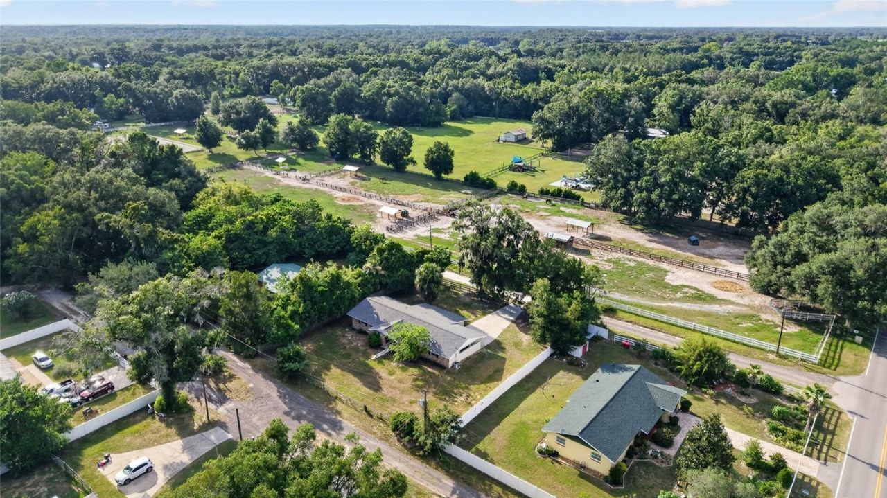 2421 NE 57th Place , Ocala, FL 34479 Photo