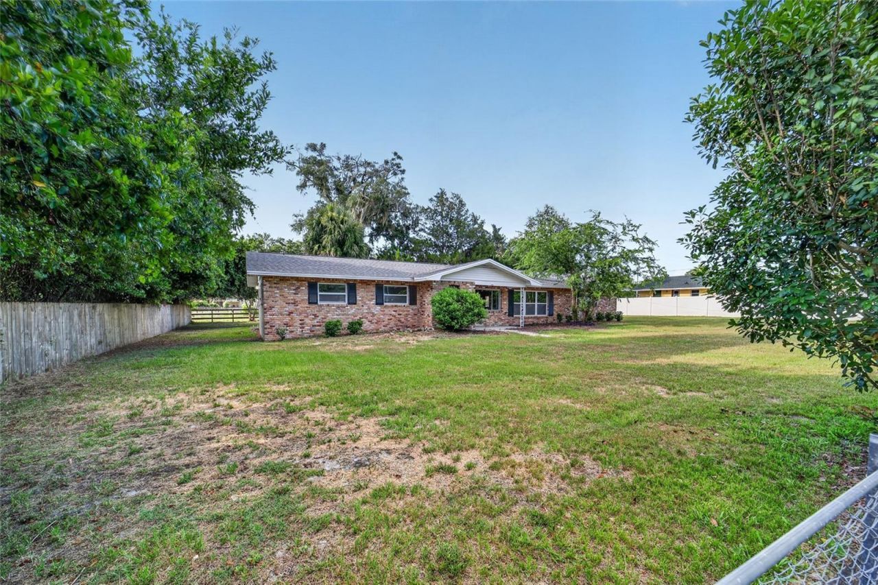 2421 NE 57th Place , Ocala, FL 34479 Photo
