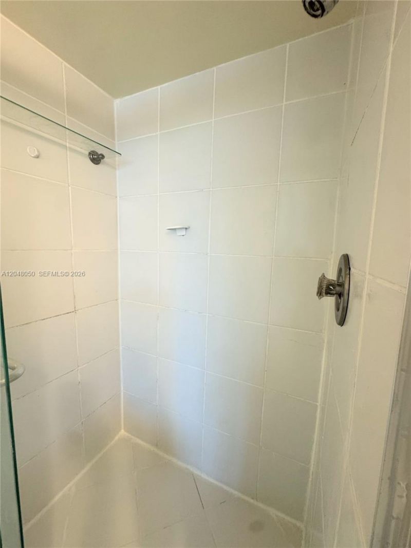9660 Sunrise Lakes Blvd, Unit 202, Sunrise, FL 33322 Photo
