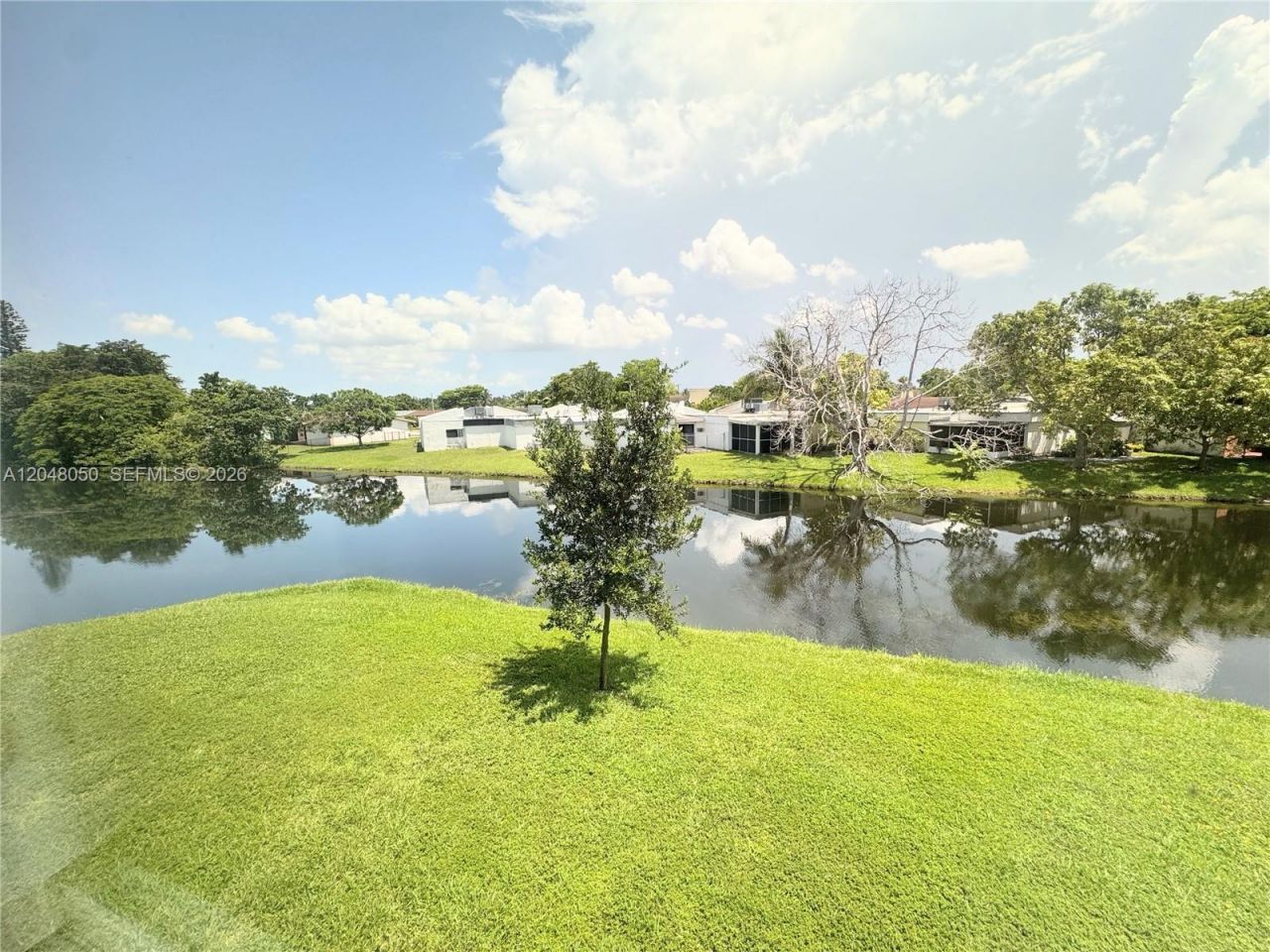 9660 Sunrise Lakes Blvd, Unit 202, Sunrise, FL 33322 Photo