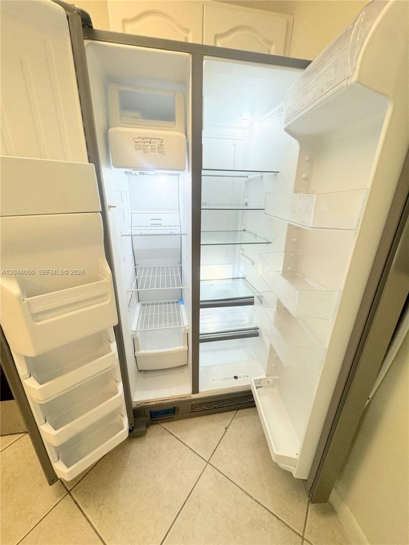 9660 Sunrise Lakes Blvd, Unit 202, Sunrise, FL 33322 Photo