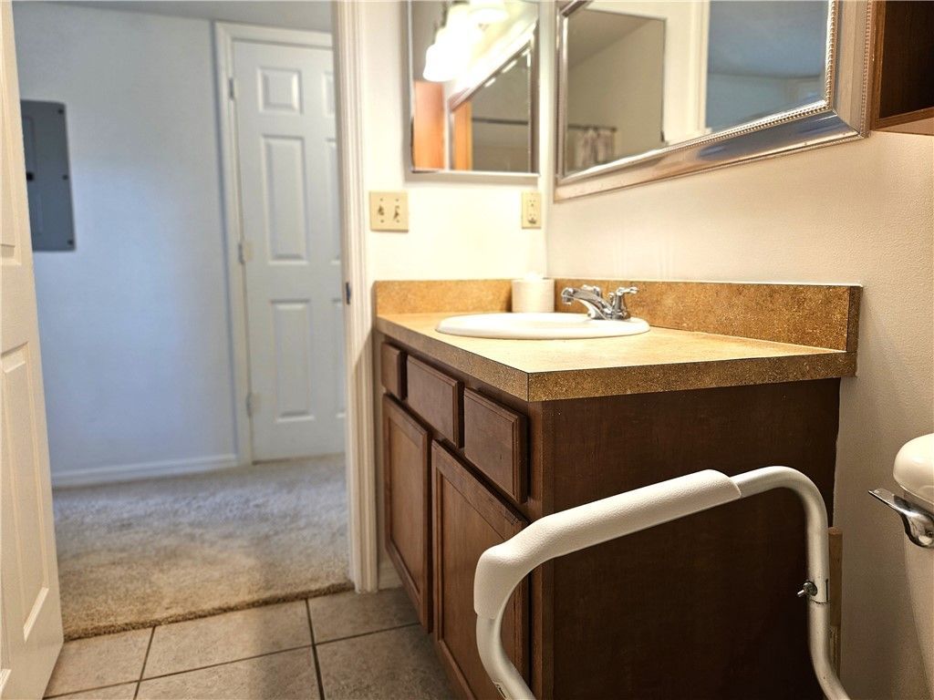 31 Pine Arbor Lane, Unit 102, Vero Beach, FL 32962 Photo