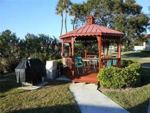 31 Pine Arbor Lane, Unit 102, Vero Beach, FL 32962 Photo