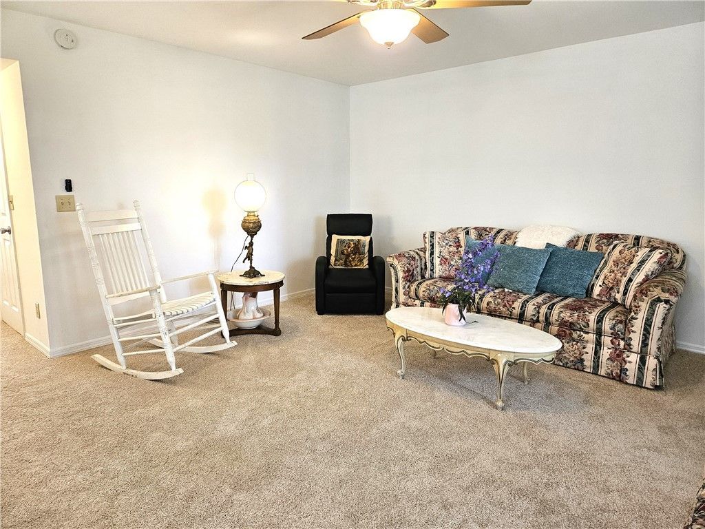 31 Pine Arbor Lane, Unit 102, Vero Beach, FL 32962 Photo