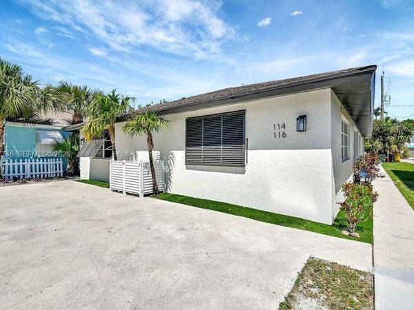 114 S Lakeside Dr, Unit 114, Lake Worth, FL 33460