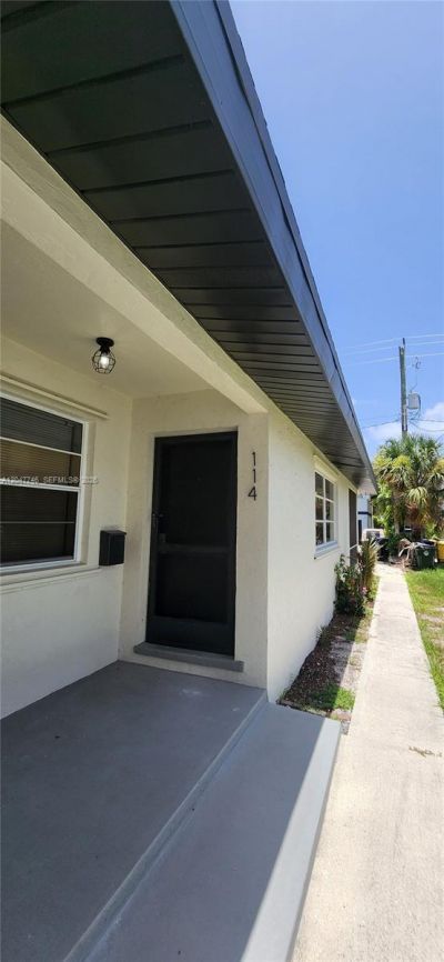 114 S Lakeside Dr, Unit 114, Lake Worth, FL 33460 Photo