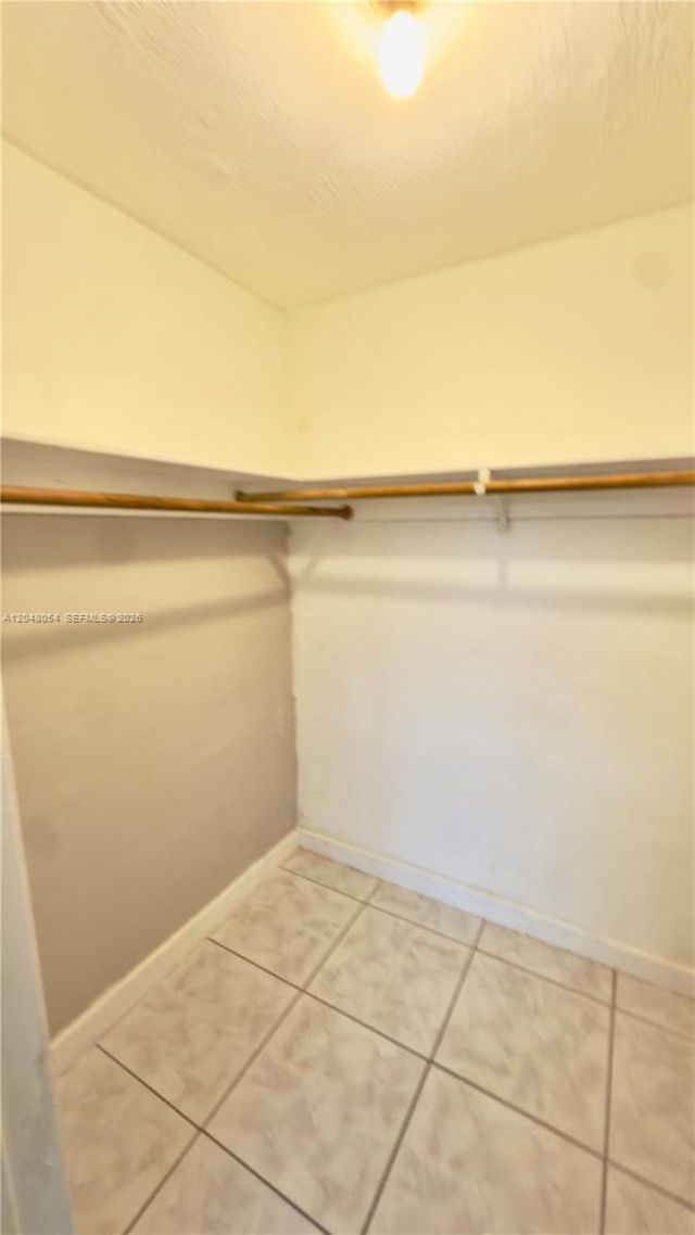 1855 NE 121st St , Unit 16, North Miami, FL 33181 Photo