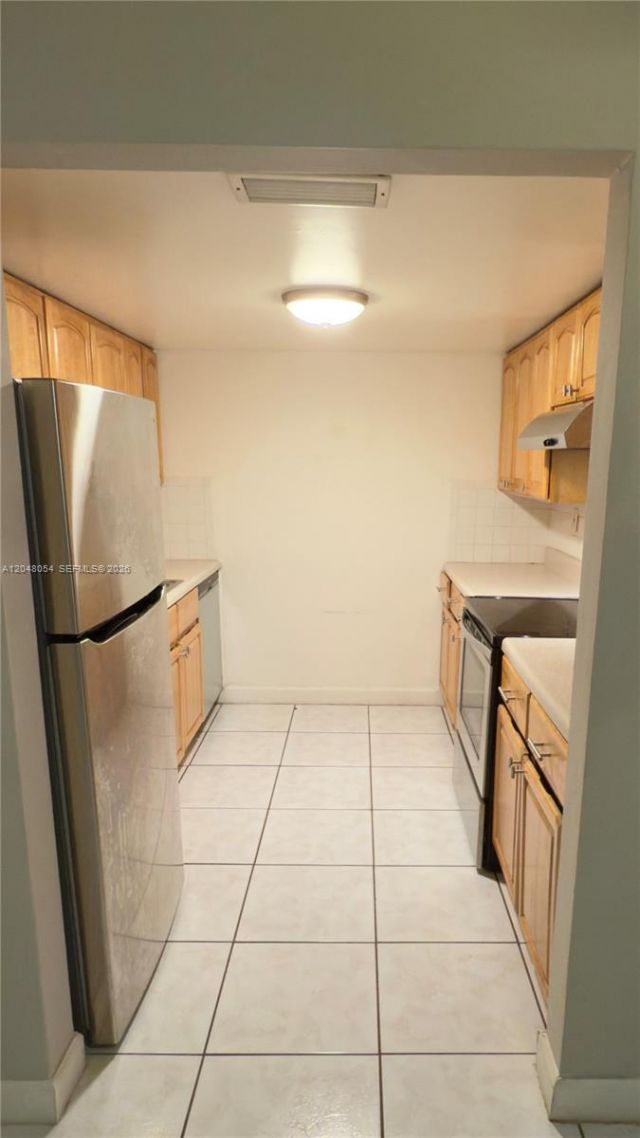 1855 NE 121st St , Unit 16, North Miami, FL 33181 Photo
