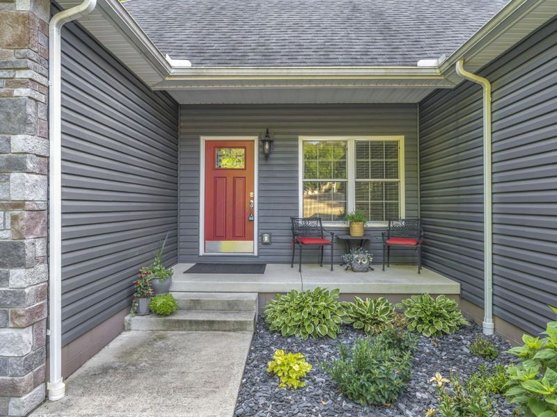 599 Meadowdale Drive , Mansfield, OH 44907 Photo 4