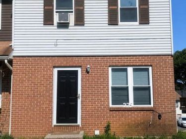 2825 RHONDA LANE, ALLENTOWN, PA 18103