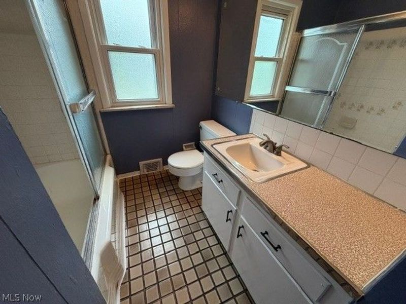 1309 W Miner Road, Mayfield Heights, OH 44124 Photo 13