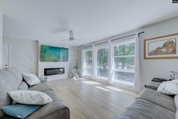 3422 Foxhall Road  photo 4