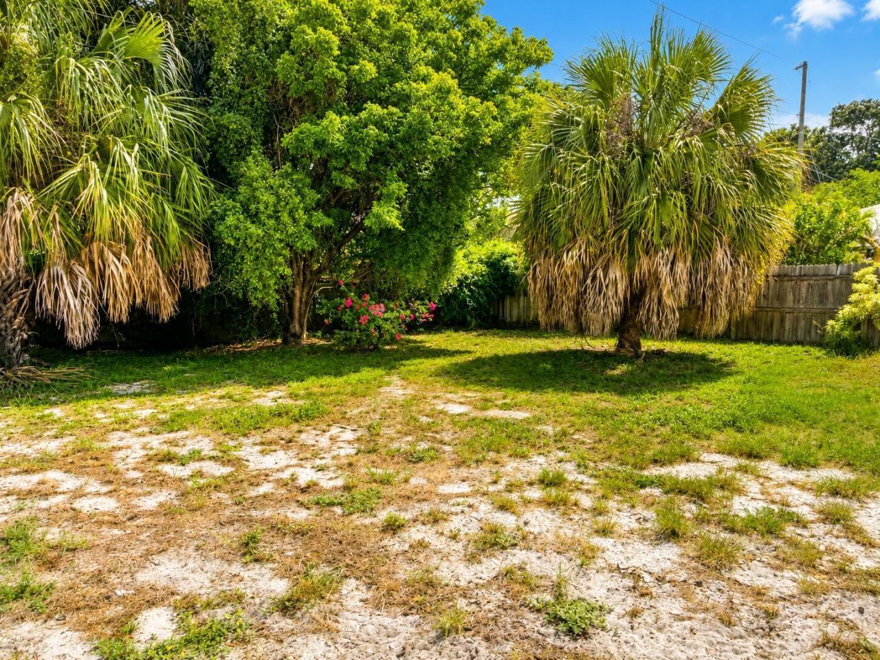 719 Tuscaloosa Street, West Palm Beach, FL 33405 Photo