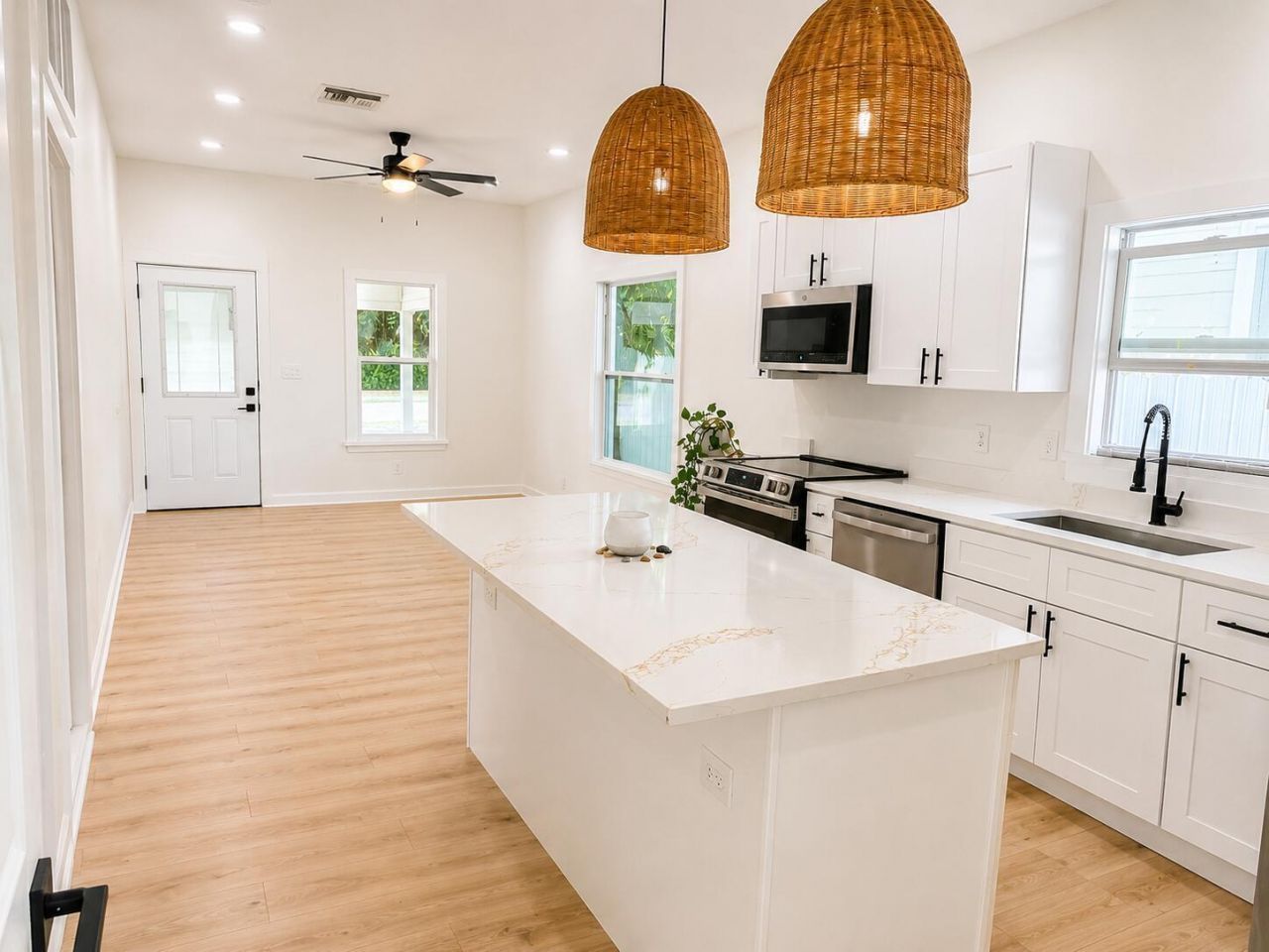 719 Tuscaloosa Street, West Palm Beach, FL 33405 Photo