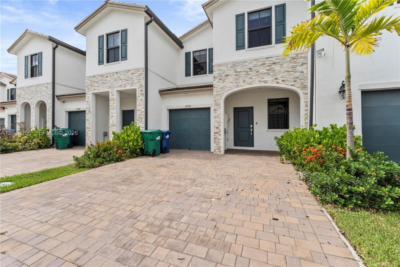 12958 SW 231st St , Miami, FL 33170 Photo