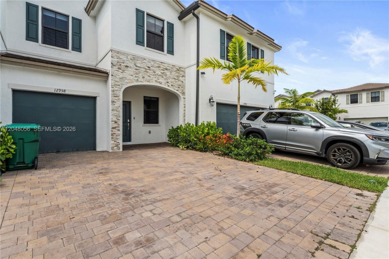 12958 SW 231st St , Miami, FL 33170 Photo