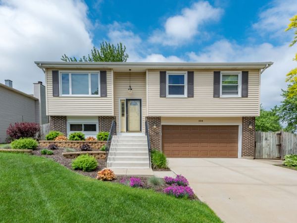 238 S Park Place Drive , Bartlett, IL 60103